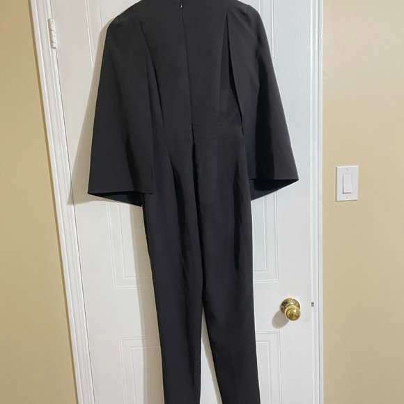 Ivory & Chain Black Caped Jumpsuit NWT - Picture 7 of 10